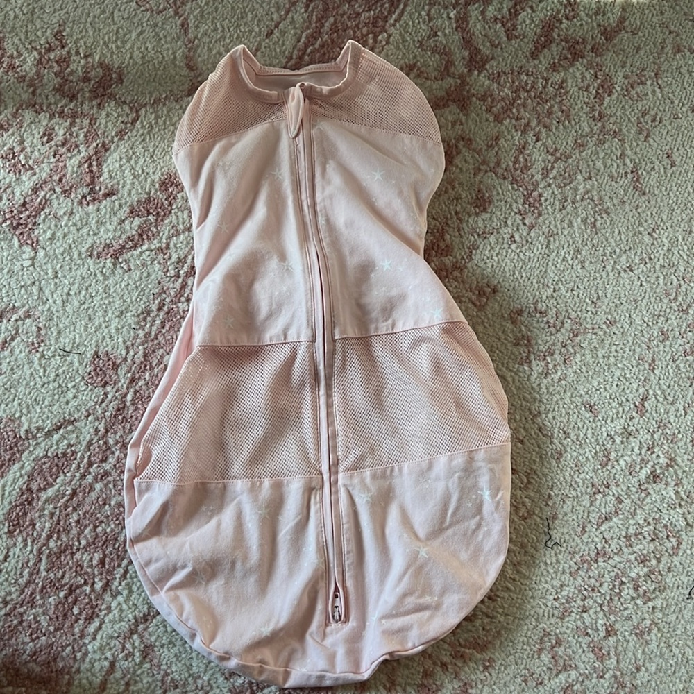 Happiest Baby Sleepea 5-Second Baby Swaddle in Rose Stars